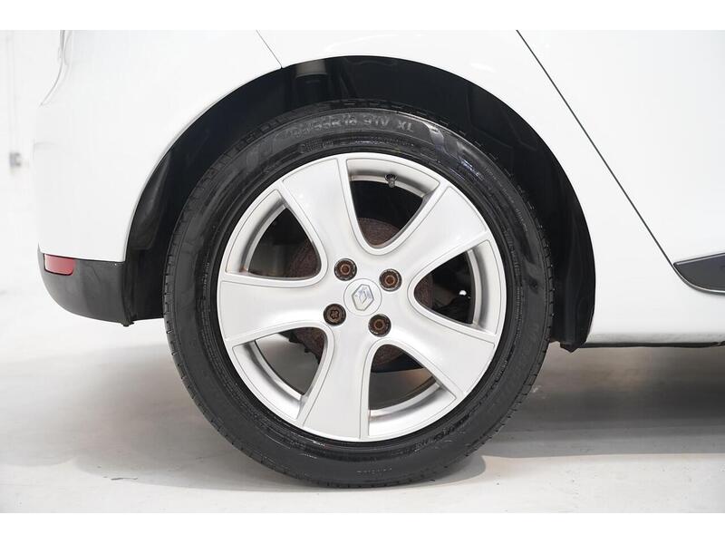 Renault Clio 1.5 dCi Expression + Euro 6 (s/s) 5dr - U401