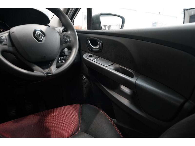 Renault Clio 1.5 dCi Expression + Euro 6 (s/s) 5dr - U401