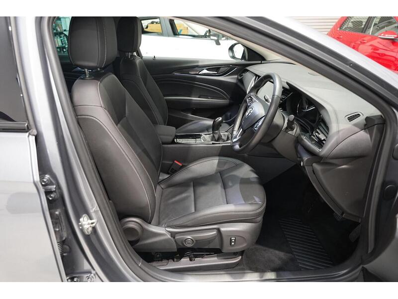 Vauxhall Insignia 1.5i Turbo Elite Nav Grand Sport Euro 6 (s/s) 5dr - U405