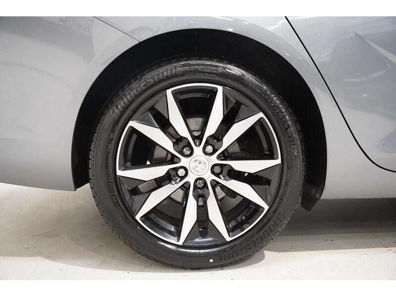 Vauxhall Insignia 1.5i Turbo Elite Nav Grand Sport Euro 6 (s/s) 5dr - U405