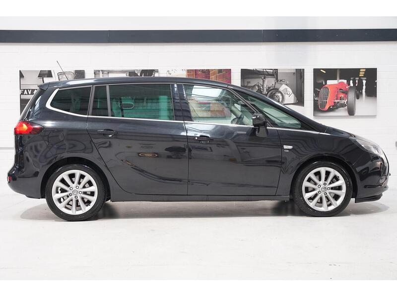 Vauxhall Zafira Tourer 2.0 CDTi Elite Euro 6 (s/s) 5dr - U406