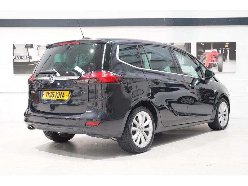 Vauxhall Zafira Tourer 2.0 CDTi Elite Euro 6 (s/s) 5dr - U406