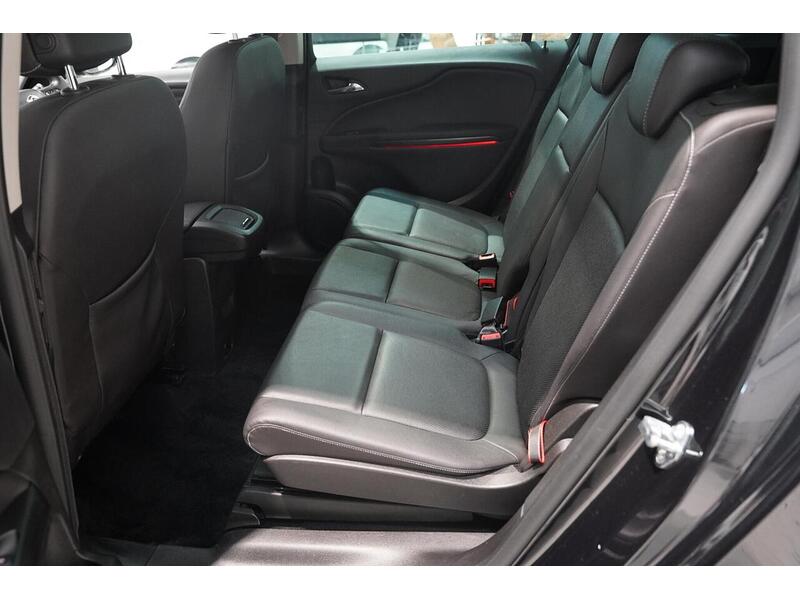 Vauxhall Zafira Tourer 2.0 CDTi Elite Euro 6 (s/s) 5dr - U406