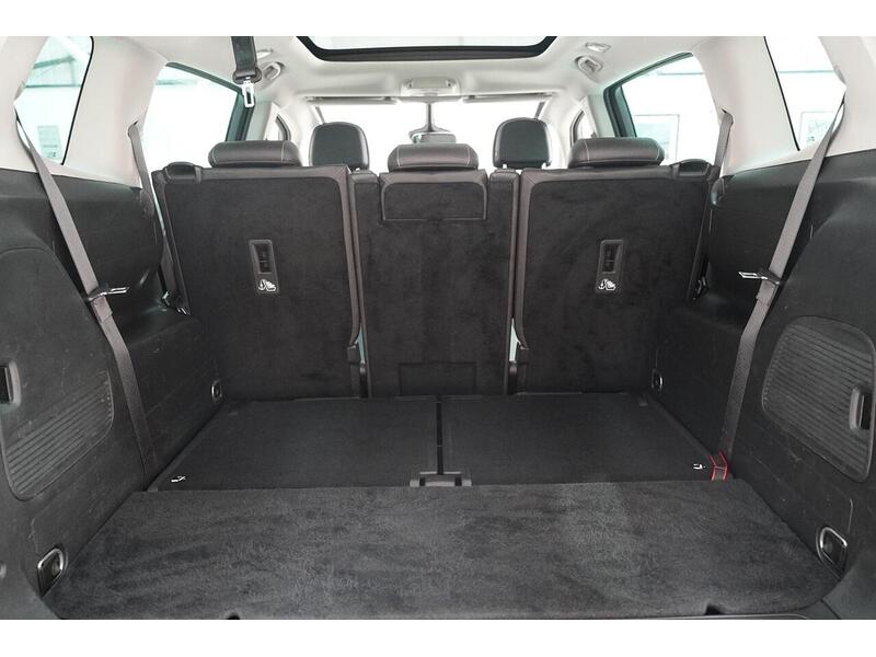 Vauxhall Zafira Tourer 2.0 CDTi Elite Euro 6 (s/s) 5dr - U406