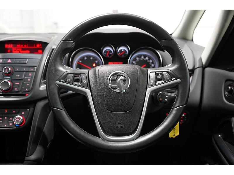 Vauxhall Zafira Tourer 2.0 CDTi Elite Euro 6 (s/s) 5dr - U406