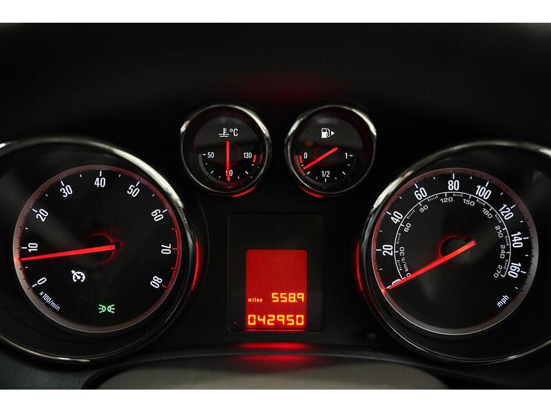 Vauxhall Astra 1.6i Design Sports Tourer Euro 6 5dr - U407