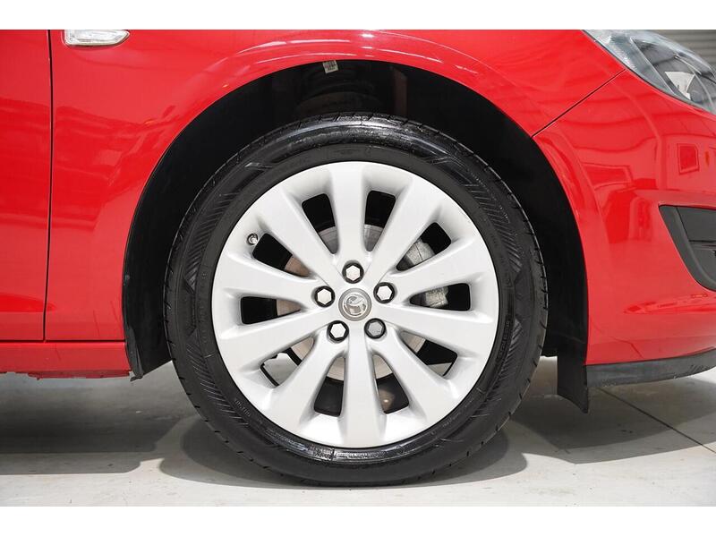 Vauxhall Astra 1.6i Design Sports Tourer Euro 6 5dr - U407