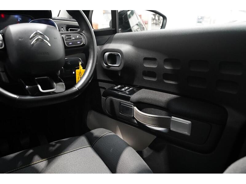 Citroen C3 1.2 PureTech Flair Euro 6 (s/s) 5dr - U408