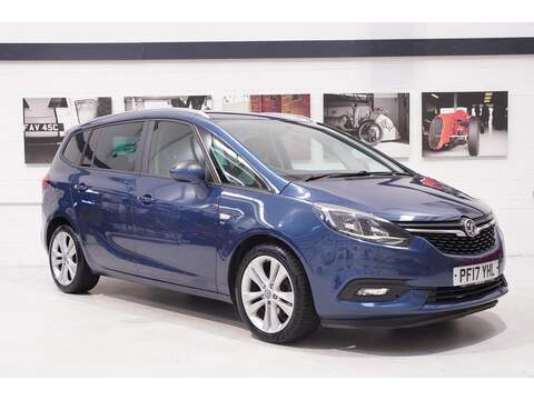 Vauxhall Zafira Tourer Astra Design Estate 1 Manual Petrol