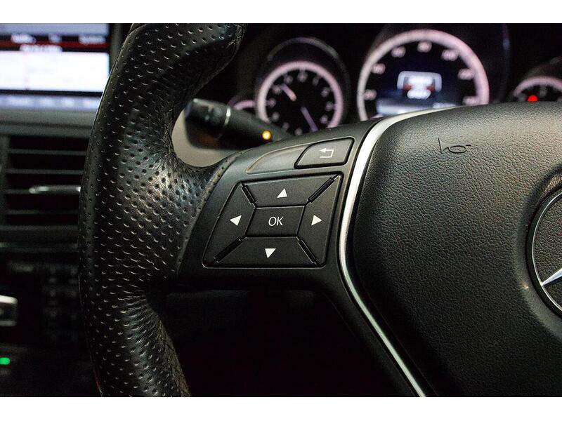 Mercedes-Benz E Class E Class 2.1 E220 CDI BlueEfficiency SE Cabriolet Euro 5 (s/s) 2dr - U49