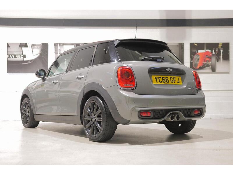 MINI Hatch 2.0 Cooper SD Auto 6Spd Euro 6 (s/s) 5dr - U61