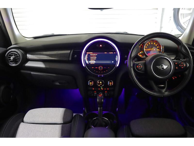 MINI Hatch 2.0 Cooper SD Auto 6Spd Euro 6 (s/s) 5dr - U61