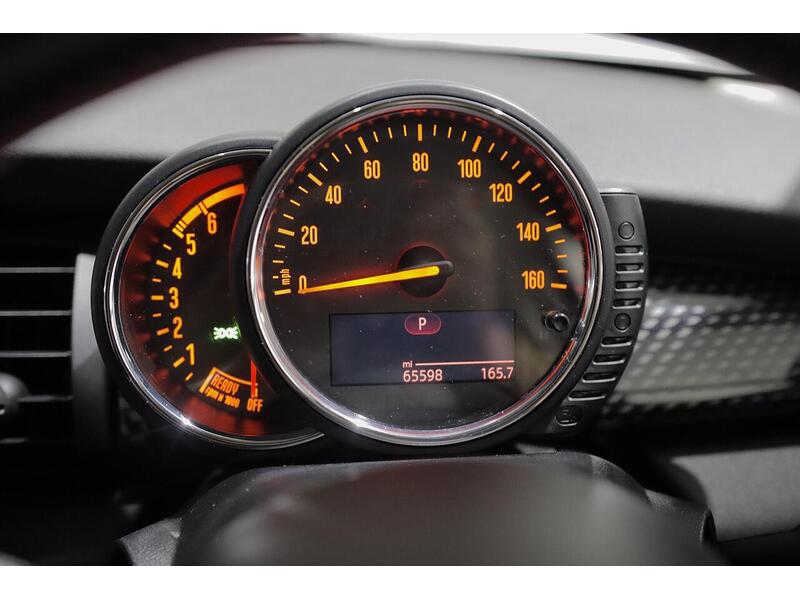 MINI Hatch 2.0 Cooper SD Auto 6Spd Euro 6 (s/s) 5dr - U61