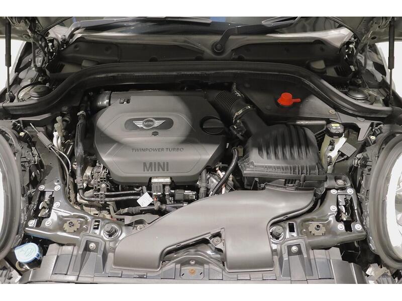 MINI Hatch 2.0 Cooper SD Auto 6Spd Euro 6 (s/s) 5dr - U61