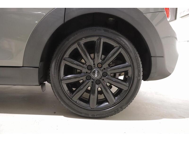 MINI Hatch 2.0 Cooper SD Auto 6Spd Euro 6 (s/s) 5dr - U61