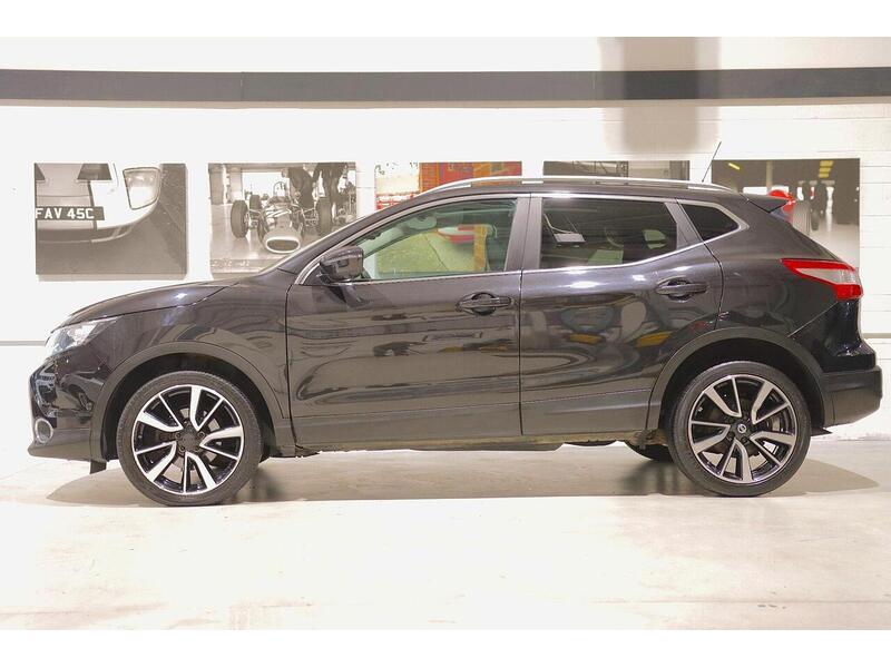 Nissan Qashqai 1.6 dCi Tekna XTRON 2WD Euro 6 (s/s) 5dr - U62