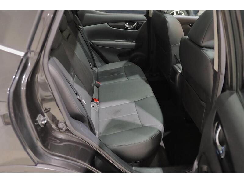 Nissan Qashqai 1.6 dCi Tekna XTRON 2WD Euro 6 (s/s) 5dr - U62
