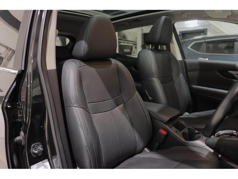Nissan Qashqai 1.6 dCi Tekna XTRON 2WD Euro 6 (s/s) 5dr - U62