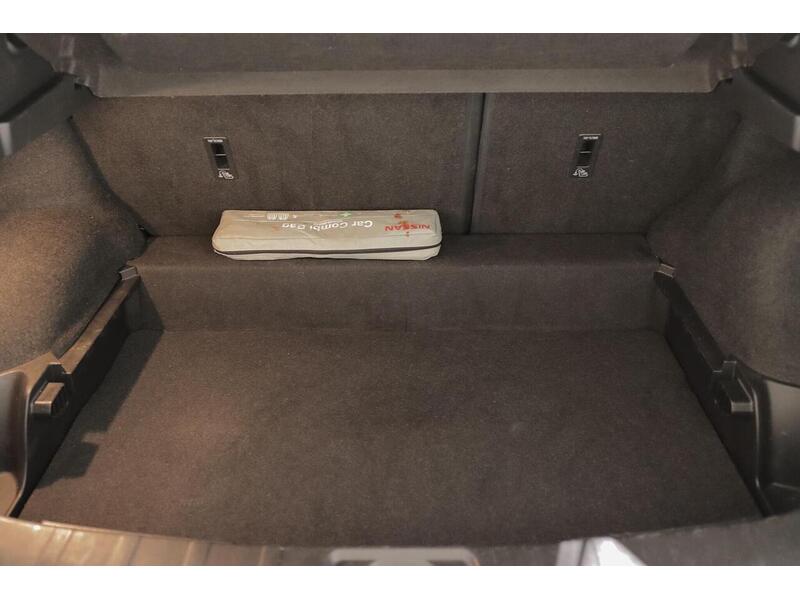 Nissan Qashqai 1.6 dCi Tekna XTRON 2WD Euro 6 (s/s) 5dr - U62