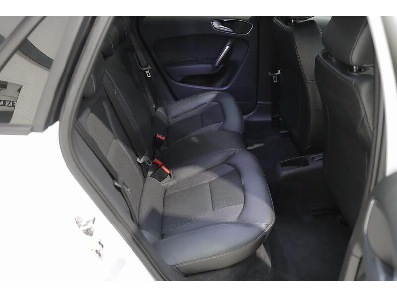 Audi A1 1.4 TFSI CoD Black Edition Sportback Euro 5 (s/s) 5dr - U74