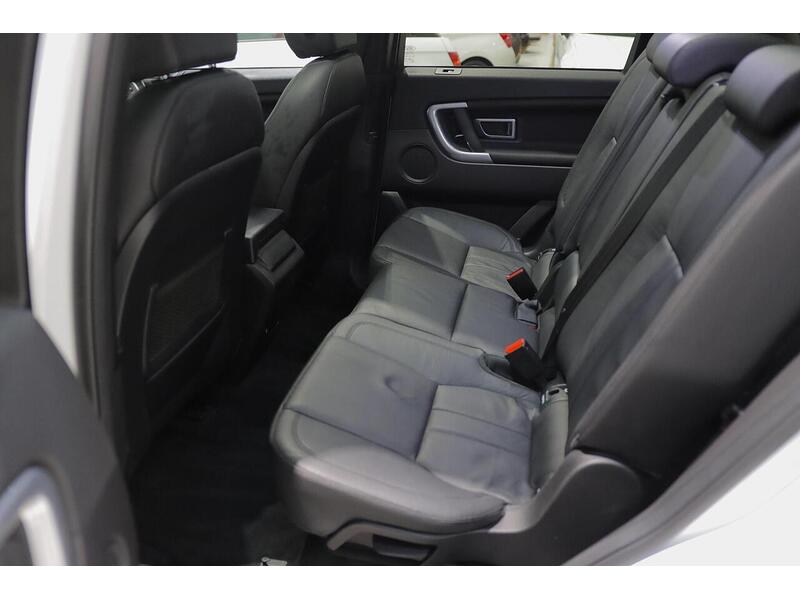 Land Rover Discovery Sport 2.0 TD4 HSE Black Auto 4WD Euro 6 (s/s) 5dr - U80