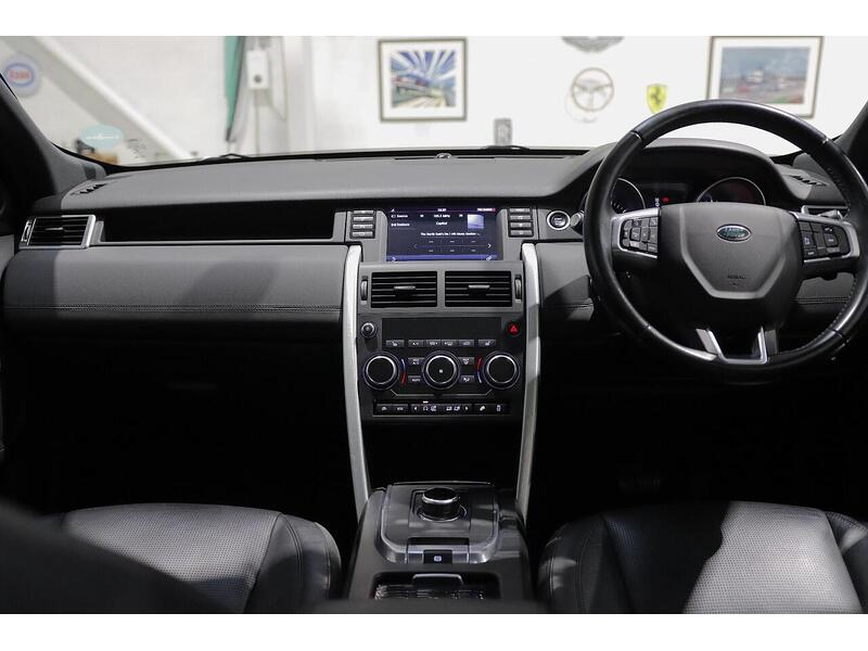 Land Rover Discovery Sport 2.0 TD4 HSE Black Auto 4WD Euro 6 (s/s) 5dr - U80