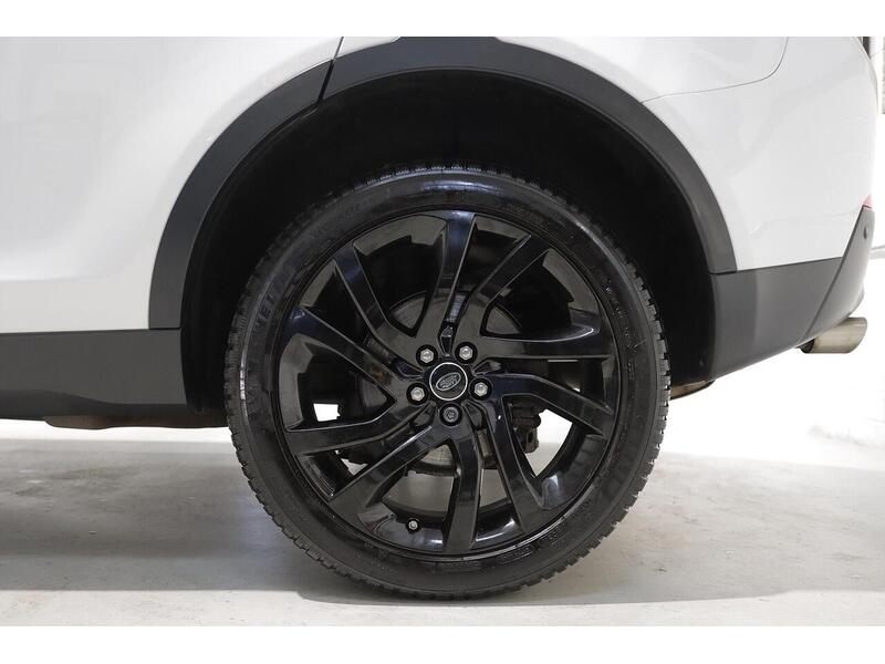 Land Rover Discovery Sport 2.0 TD4 HSE Black Auto 4WD Euro 6 (s/s) 5dr - U80