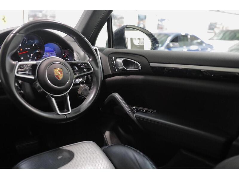 Porsche Cayenne 3.0 TD V6 TiptronicS 4WD Euro 6 (s/s) 5dr - U81