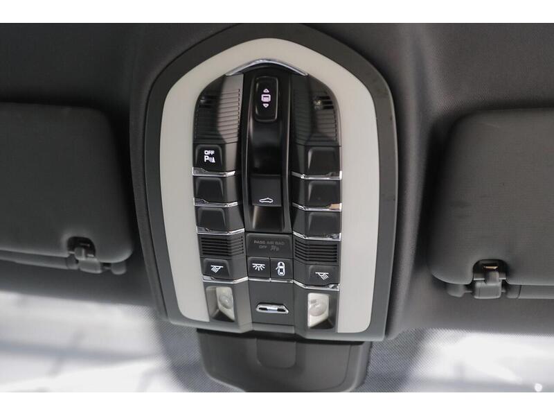 Porsche Cayenne 3.0 TD V6 TiptronicS 4WD Euro 6 (s/s) 5dr - U81