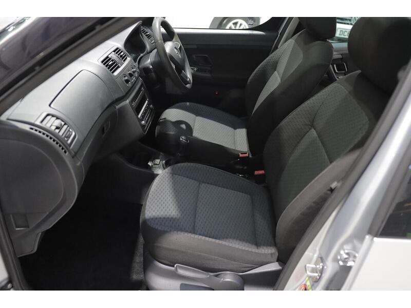 Skoda Roomster 1.2 TSI SE Action MPV 5dr Petrol Manual Euro 5 (86 ps) - U94