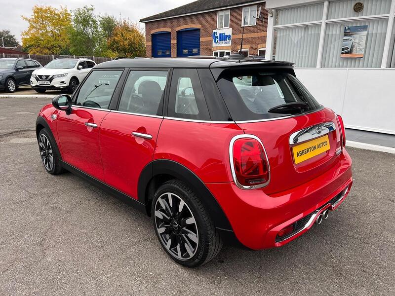 MINI Hatch Hatch 2.0 Cooper S Exclusive Euro 6 (s/s) 5dr - U1302107