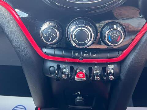 MINI Countryman Countryman 1.5 Cooper Sport Steptronic Euro 6 (s/s) 5dr - U1476267