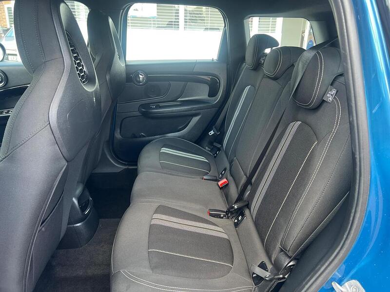 MINI Countryman Countryman 1.5 Cooper Sport Steptronic Euro 6 (s/s) 5dr - U1476267