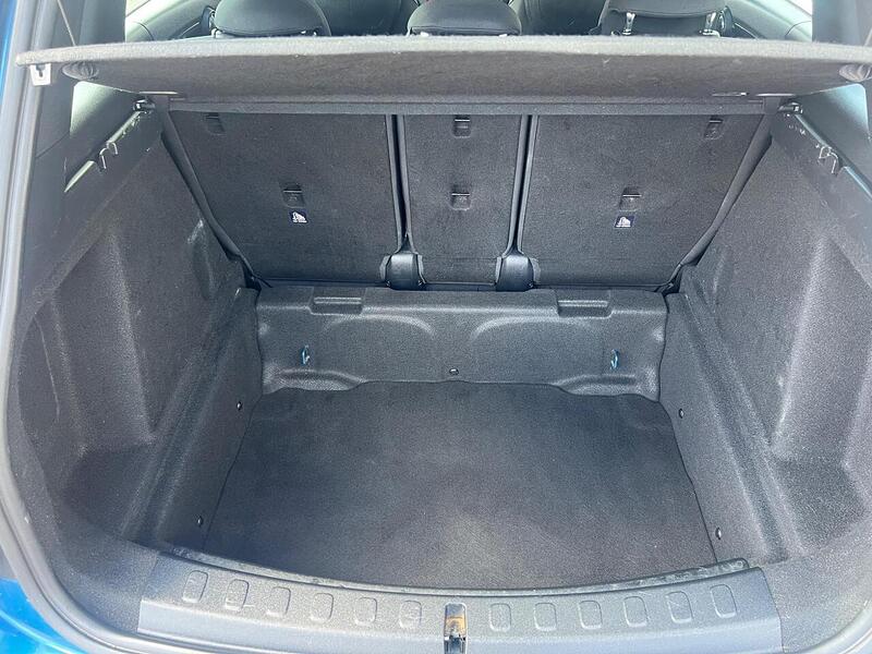 MINI Countryman Countryman 1.5 Cooper Sport Steptronic Euro 6 (s/s) 5dr - U1476267