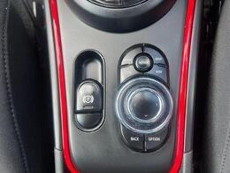 MINI Countryman 1.5 Cooper Sport Steptronic Euro 6 (s/s) 5dr - U1476267