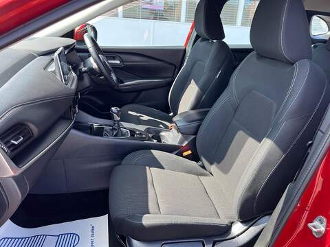 Nissan Qashqai Qashqai 1.3 DIG-T MHEV Acenta Premium Euro 6 (s/s) 5dr - U1495809