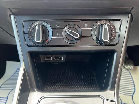 Volkswagen Polo Polo 1.0 SE Euro 6 (s/s) 5dr - U1542006