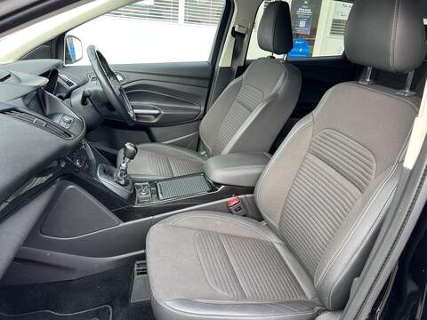 Ford Kuga Kuga 2.0 TDCi EcoBlue Titanium Edition Euro 6 (s/s) 5dr - U1620396