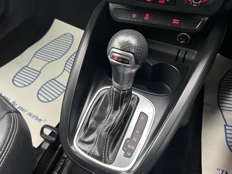 Audi A1 A1 1.4 TFSI S line Sportback S Tronic Euro 6 (s/s) 5dr - U1640692