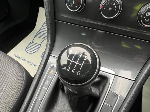 Volkswagen Golf Golf 1.5 TSI EVO SE Euro 6 (s/s) 5dr - U1640836