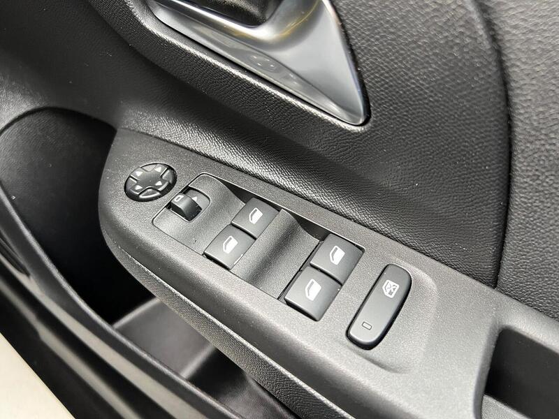 Vauxhall Corsa Corsa 1.2 GS Line Euro 6 5dr - U1651327