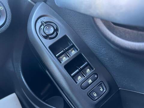 Fiat 500X 500X 1.5 FireFly Turbo MHEV Cross DCT Euro 6 (s/s) 5dr - U1651338