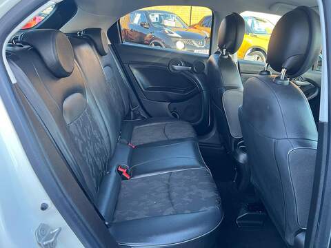 Fiat 500X 500X 1.5 FireFly Turbo MHEV Cross DCT Euro 6 (s/s) 5dr - U1651338