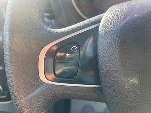 Renault Captur Captur 0.9 TCe ENERGY Play Euro 6 (s/s) 5dr - U1651340