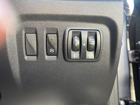 Renault Captur Captur 0.9 TCe ENERGY Play Euro 6 (s/s) 5dr - U1651340