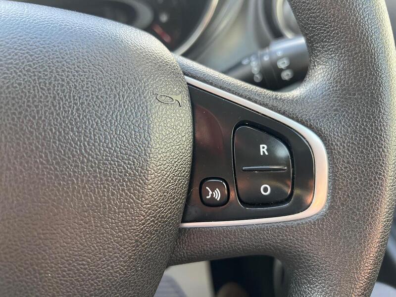 Renault Captur Captur 0.9 TCe ENERGY Play Euro 6 (s/s) 5dr - U1651340