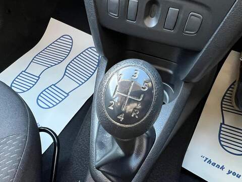 Dacia Sandero Sandero 1.0 SCe Essential Euro 6 5dr - U1651343