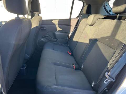 Dacia Sandero Sandero 1.0 SCe Essential Euro 6 5dr - U1651343