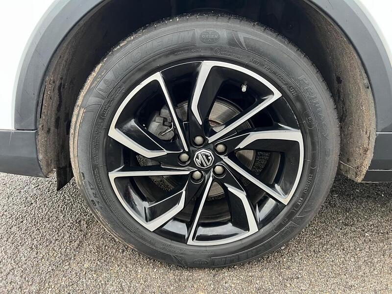 MG MG ZS 1.0 T-GDI Exclusive Auto Euro 6 5dr - U1651346