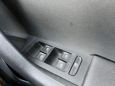 Skoda Octavia 1.0 TSI SE Technology Euro 6 (s/s) 5dr - U1651348